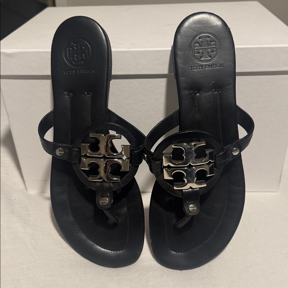 Black Tory Burch Medallion Sandals W9